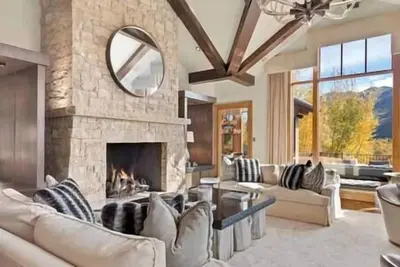 Image de Magnificent 6 bedroom house