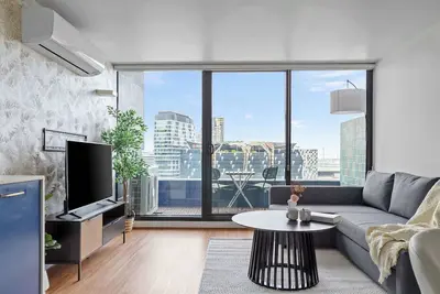 Image de Chic Apartment by Southern Cross, Free Parking