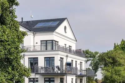 Experience a dream vacation with a sea view at the Haus Vogelflug vacation residence!