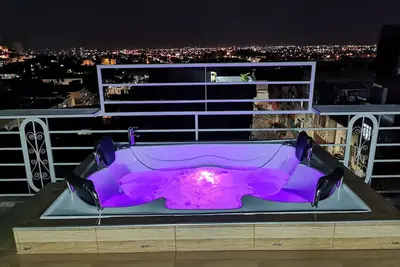 Image de Beautiful Loft Amazing View near to the tourism area, parks, museums, theaters