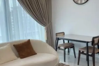 Image de Clay Marcel World Properties Limited\n