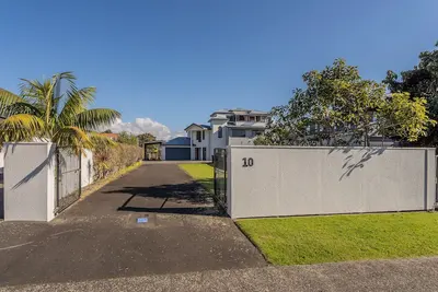 Image de Hosts on the Coast Buffalo Beach Escape