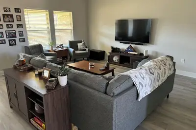 Image de Spacious 4-Bedroom, 2-Bath Home in Crestview, Fl - Perfect for Families & Groups