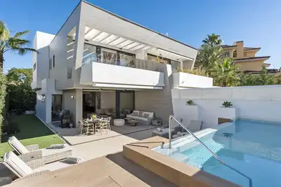 Image de Casa Ventura - 5 Bed Townhouse near Banus!