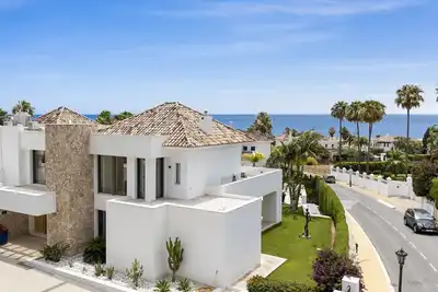Image de Villa Mocca - Luxurious 6-bed beachside retreat!
