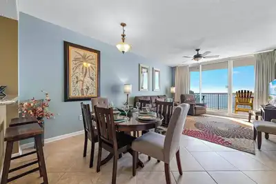 Image de BeachClub-C807-Beachfront-Condo