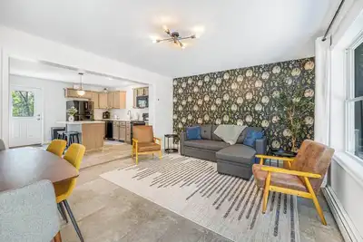 Image de Maine Forest Hideaway