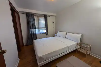 Image de Spacious & Affordable Stay in Prime Toronto – Experience the Best of City Living