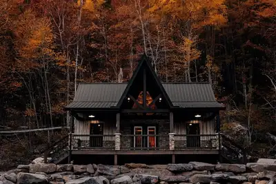 Image de Modern-Rustic, Secluded Cabin w/ Clarion River Frontage, Borders National Forest