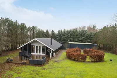 Image de Superbe maison à Oksbøl avec sauna