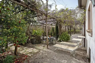 Image de La petite maison \"Immerso Nel Verde\" avec vue sur la mer, terrasse partagée et Wi-Fi