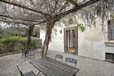 Image de Petite maison \"Immerso Nella Natura\" avec vue sur la mer, terrasse partagée et Wi-Fi
