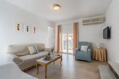 Image de Maison de vacances 'Planta Baja' avec terrasse privée et climatisation