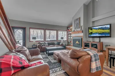 Image de Peak Convenience- Spacious Resort Retreat on Holiday Valley