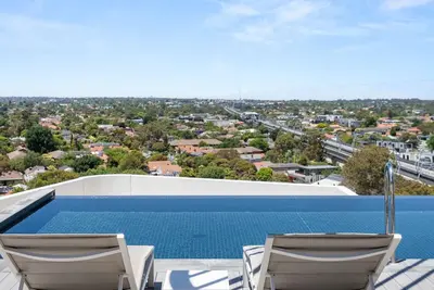 Image de Lavender Haze - three-bedroom apartment