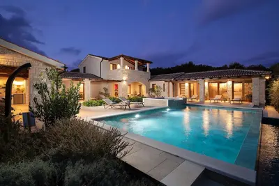 Image de Casa Ginetto near Pula with 45 m2 and extra kids pool, wellness area and game & grill lounge