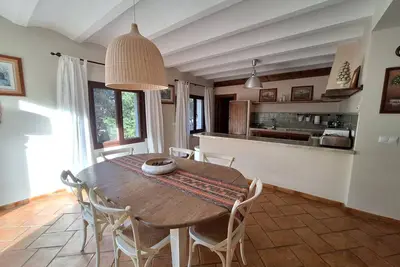 Image de Chalet 'El Pinar De La Lobera' avec vue sur la montagne, piscine partagée et Wi-Fi