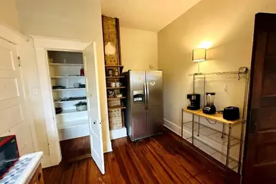 Vintage & Affordable Unit 1 of 6