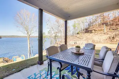 Image de Private Lakeview Haven in Rockford