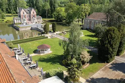 Image de Château de Quesmy - Gîte de la Piscine