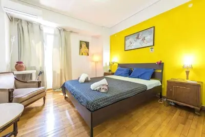 Image de Home away from home S