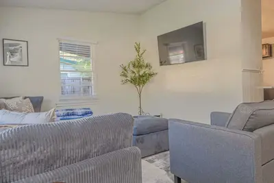 Image de 4br•4Bed•Game Room•Workspace•Grill•Near Fort Moore