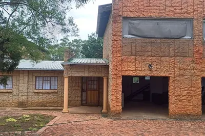 Image de Bush and Birding retreat farmhouse with WiFi on the outskirts of Pretoria.