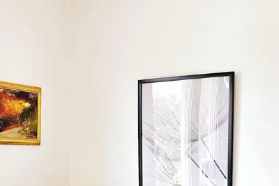 Image de Luxurious apartment in the heart of city Ă–rebro Cozy and central)