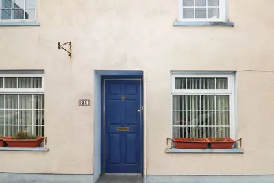 Image de 25 St. James Street, pet friendly, with open fire in Narberth