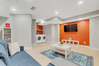 Image de Drake  - 4 Bdrms, Central Ac, Gas Bbq, Garage