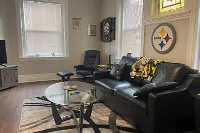 Image de Northside 1-bedroom apt - Ac, WiFi-Cable, and Off Street parking in Pittsburgh