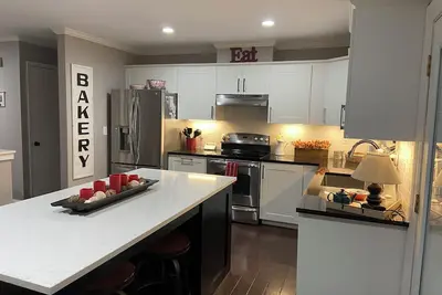 Image de Tall Grass Haven, a charming 2-bedroom home in peaceful Eudora