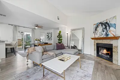 Image de Modern Private 3br/2ba Home & Spacious Yard