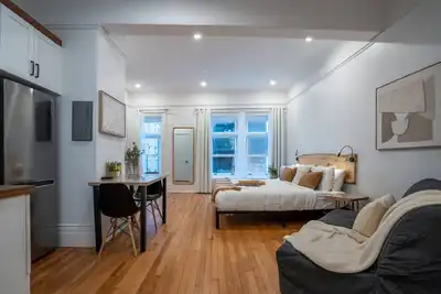 Image de The Pearls #25| OldQuebec | King Bed | 4Guests