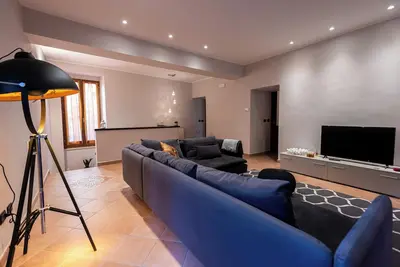 Image de Cozy, spacious and convenient apartment in the Center of Assisi