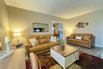 Image de Cozy 2-bedroom apartment in Bradley with Ac, WiFi, free parking, streaming Tv