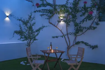 Image de Athens Garden Retreat, A Private Backyard in the Heart of Athens