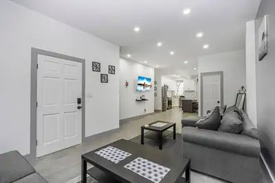 Image de Elegant 3br Duplex Minutes to Nyc and Free Parking