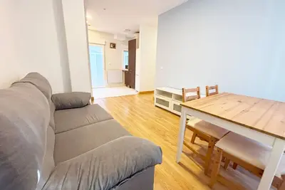 Image de With bright and spacious patio