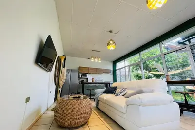 Image de The Jaguar House-Large Stunning Home In Upscale Escalon with Volcano View
