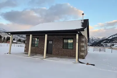 Image de Charming cabin with WiFi - perfect for a cozy getaway