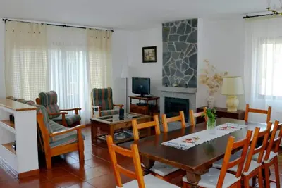 Image de Avalon House 102