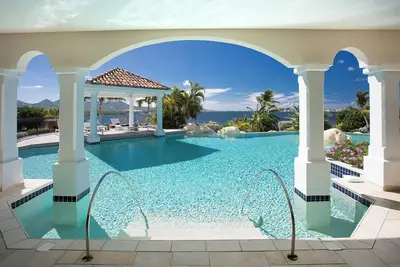 Image de Please Inquire Before Booking – Luxury Villa