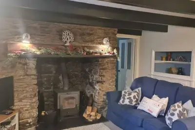 Image de Cornish Cottage with large enclosed garden, close to Beaches