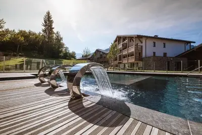 Image de T3 spacieux avec terrasse dans résidence 4* avec spa, piscine, salle de fitness