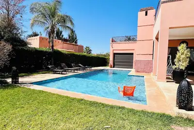 Image de Villa avec piscine privée