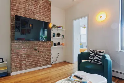 Image de Hidden gem 2-bedroom apartment with WiFi, Ac in Hoboken mins to Nyc