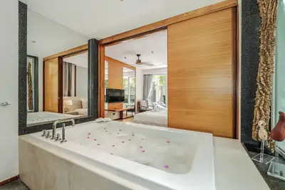 Luxurious 5-Br Apartment with Private Pool  3-Min Walk to Surin Beach