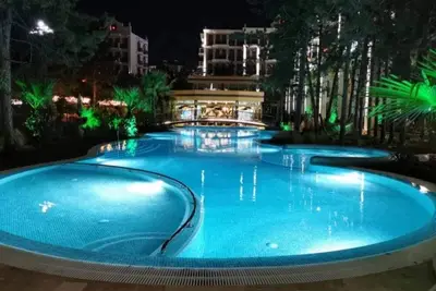 Harmony Suites Grand Resort luxury vacation apartment