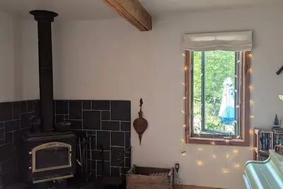 Image de Cozy Four-Season Retreat on Farren Lake